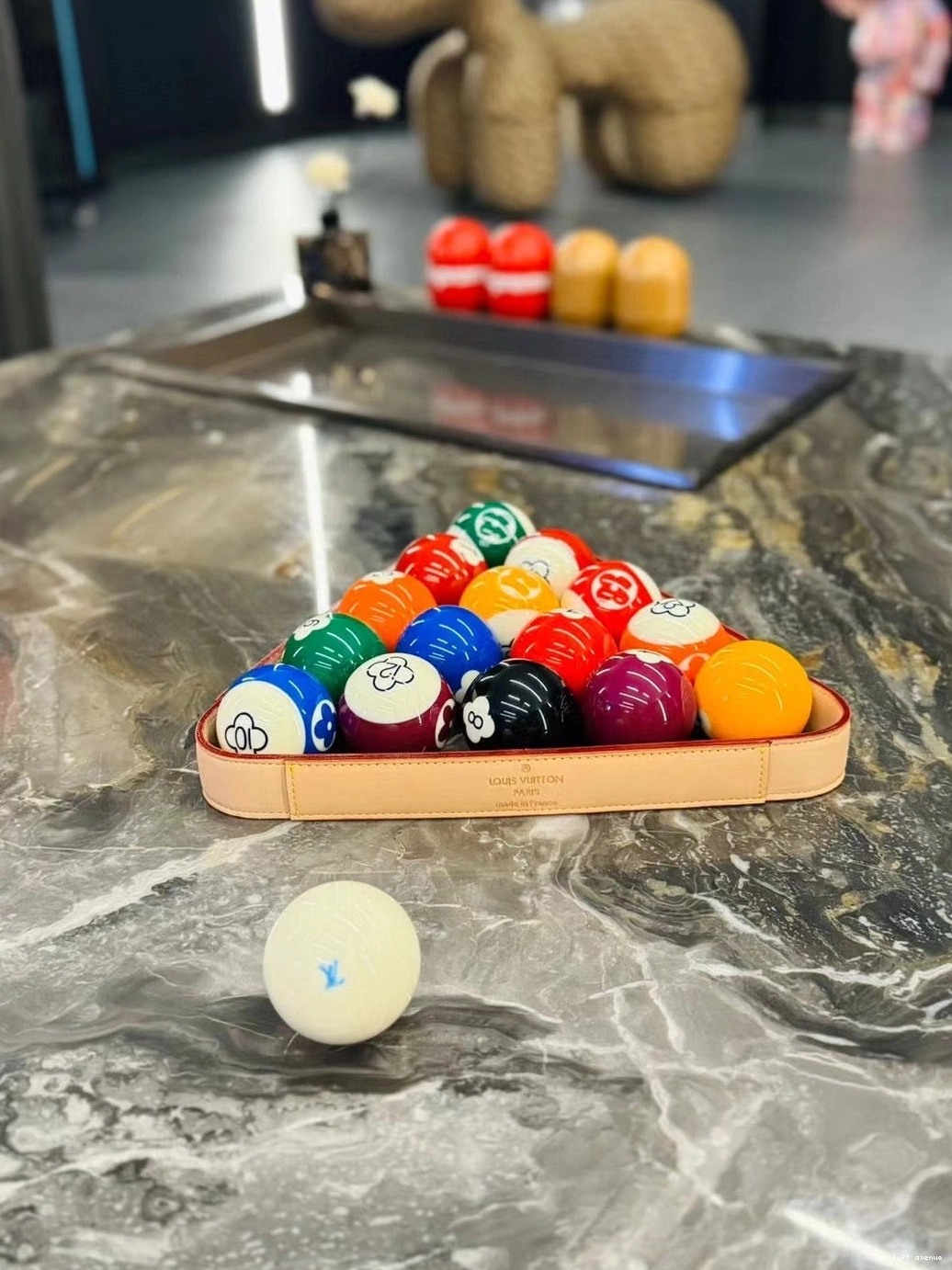 POOL LV SET TABLE 0807
